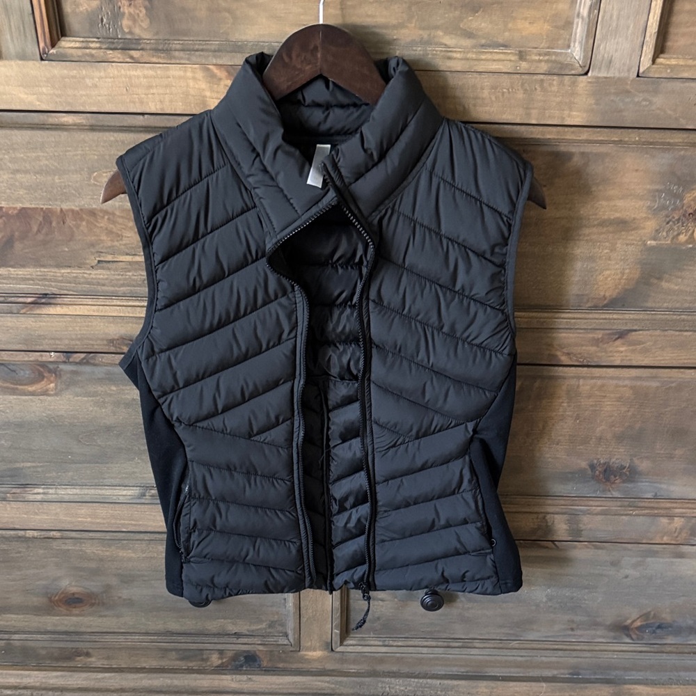 Fabletics Black Puffer Vest